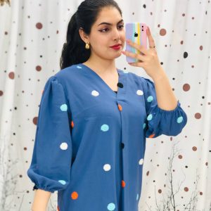 شومیز توپی یقه v