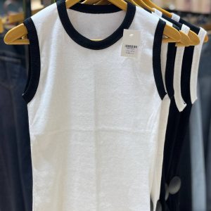 تاپ یقه گرد